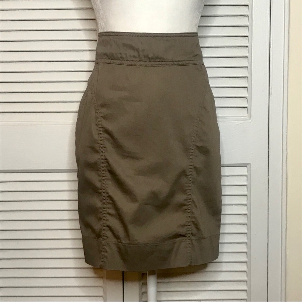 High Waisted Fitted Pencil Skirt from H&M - Picture 2 of 4